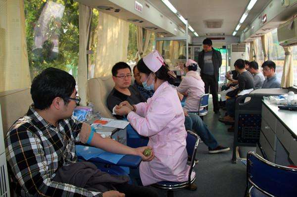 競爭惡劣，獻血車價格也不能成為搶奪市場的主要因素